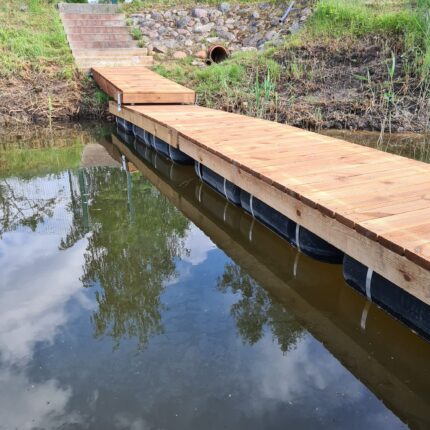 access ramp for pontoons