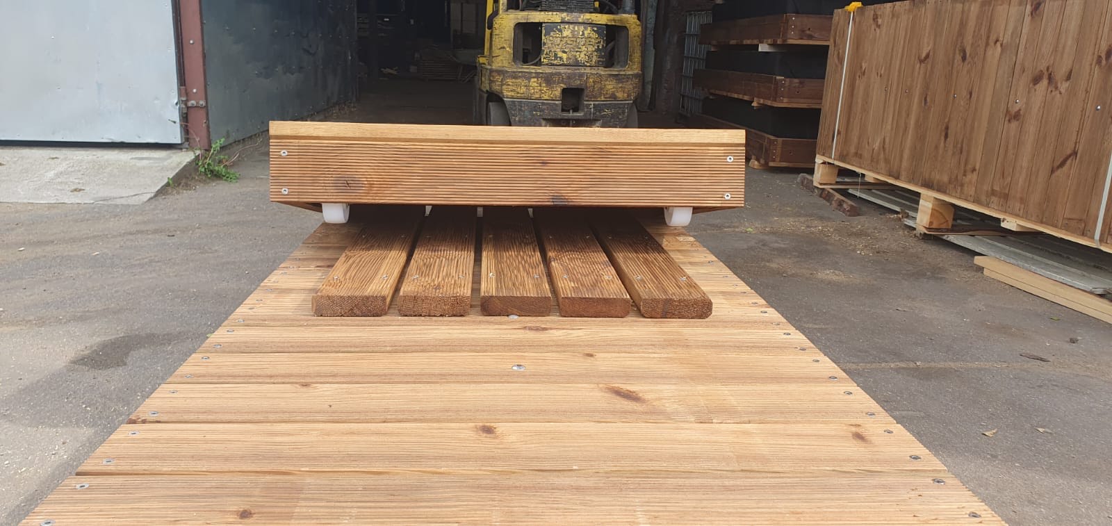 access ramp with rolls for pontoon